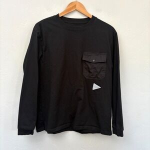 And Wander Pocket T-Shirt Men Size 2 Medium Black Short Sleeve Missing Accessory